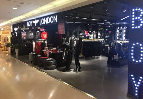 服飾大集合,新品 優惠一手掌握