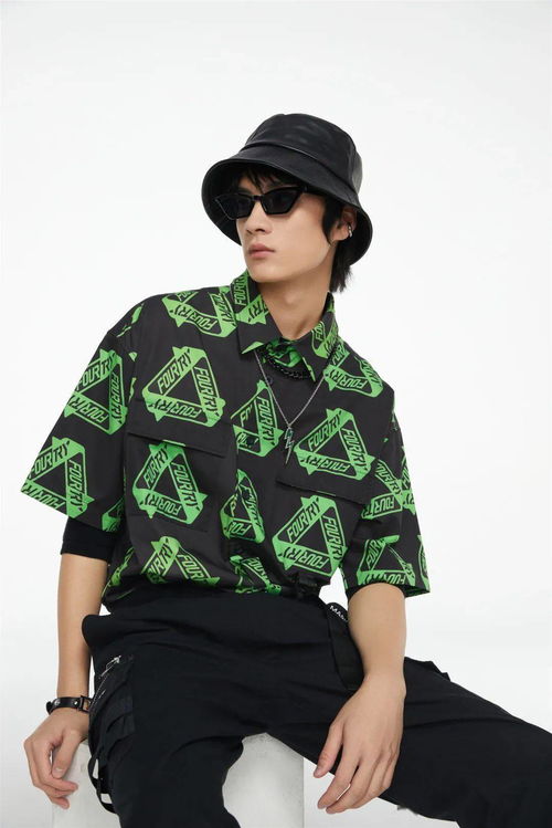 馬克華菲領跑新品類,多元藝術潮牌到底有何乾坤