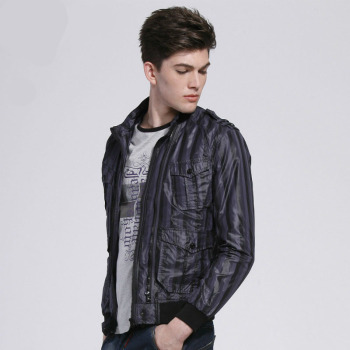 馬克華菲2012秋款男裝時尚立領(lǐng)夾克外套7113010706原價825元 099黑色 185/XXL 【圖片 價格 品牌 報價】