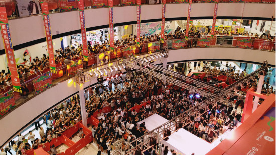 黃金周期間萬達廣場攜手馬克華菲舉辦購物節-萬達官網